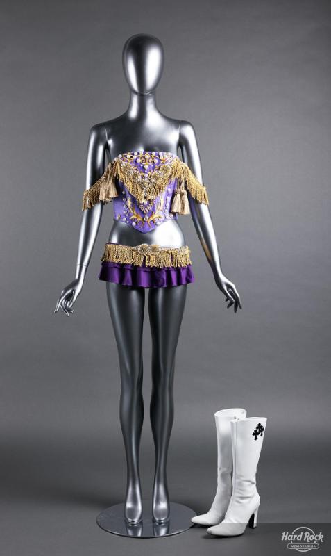 CHAPPELL ROAN STAGE-WORN ENSEMBLE